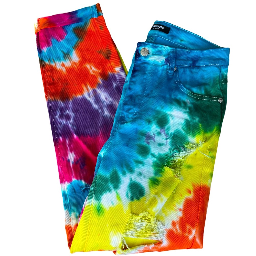 NWT Tie Dye Mom Jeans size Small